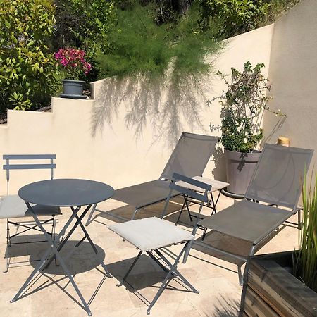 Mas De La Fadeto Acomodação com café da manhã Les Baux-de-Provence Exterior foto