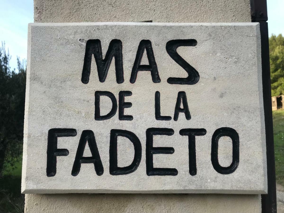 Mas De La Fadeto Acomodação com café da manhã Les Baux-de-Provence Exterior foto